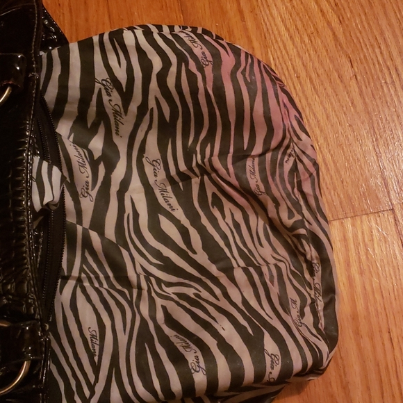 Gia Milani Bag  💖 - Picture 5 of 7